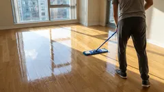 Nu mai cumpăr detergent pentru podea: o rețetă simplă din bucătărie