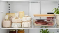 Ce nu trebuie să faci cu brânza și mezelurile — sfaturi care le vor menține proaspete